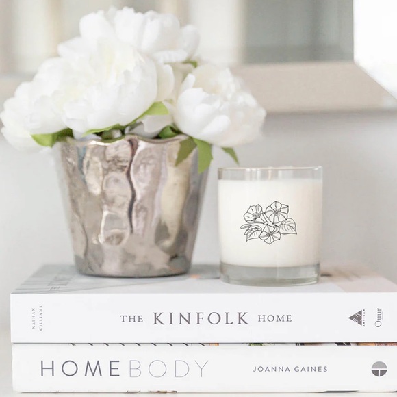 NEW 100% Soy Wax Scripted Fragrance September Birth Month Flower Soy Candle - Picture 3 of 9